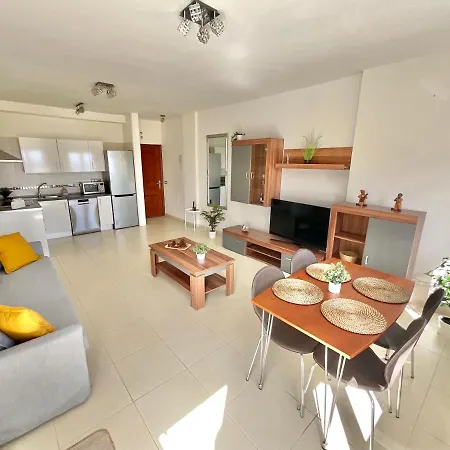 Chocolate Cream Apartment *